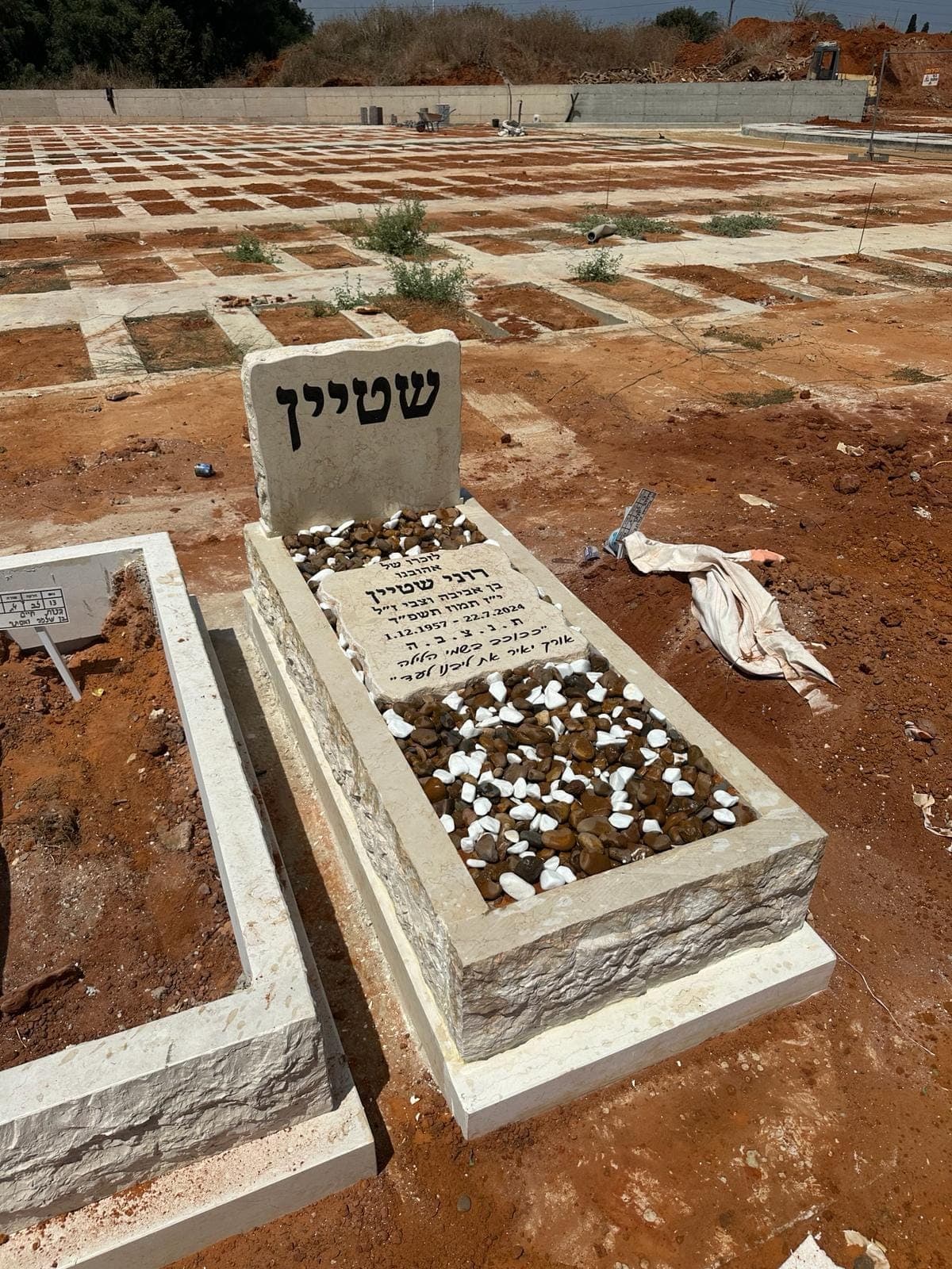מצבת שיש חברון מסורתית - עבודה 4